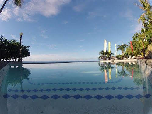 Santiago Bay Garden And Resort Dış mekan fotoğraf