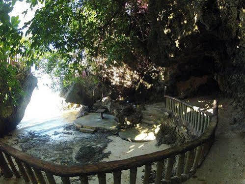 Santiago Bay Garden And Resort Dış mekan fotoğraf